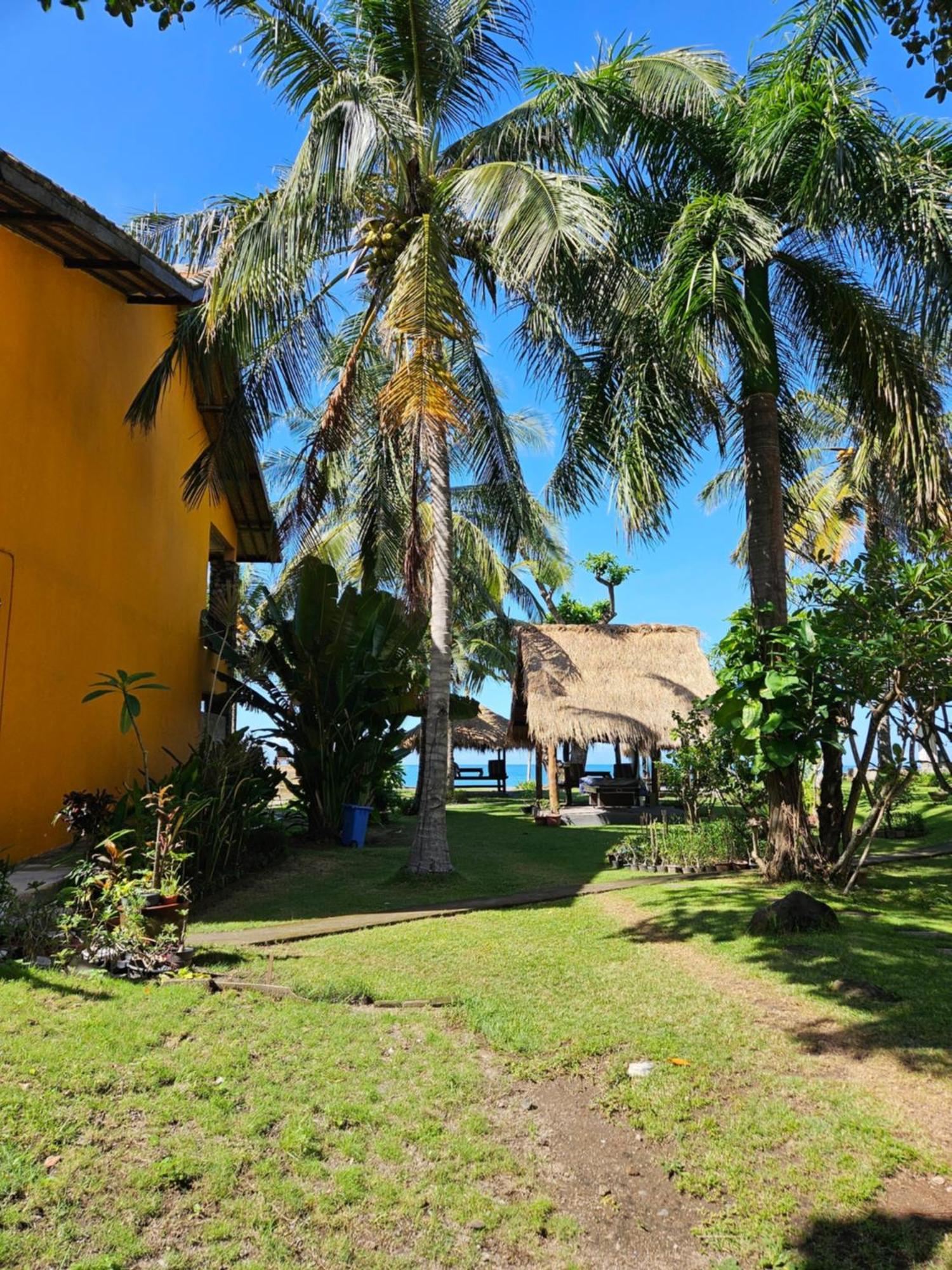 Sunsethouse Lombok Hotel Mangsit Exterior photo